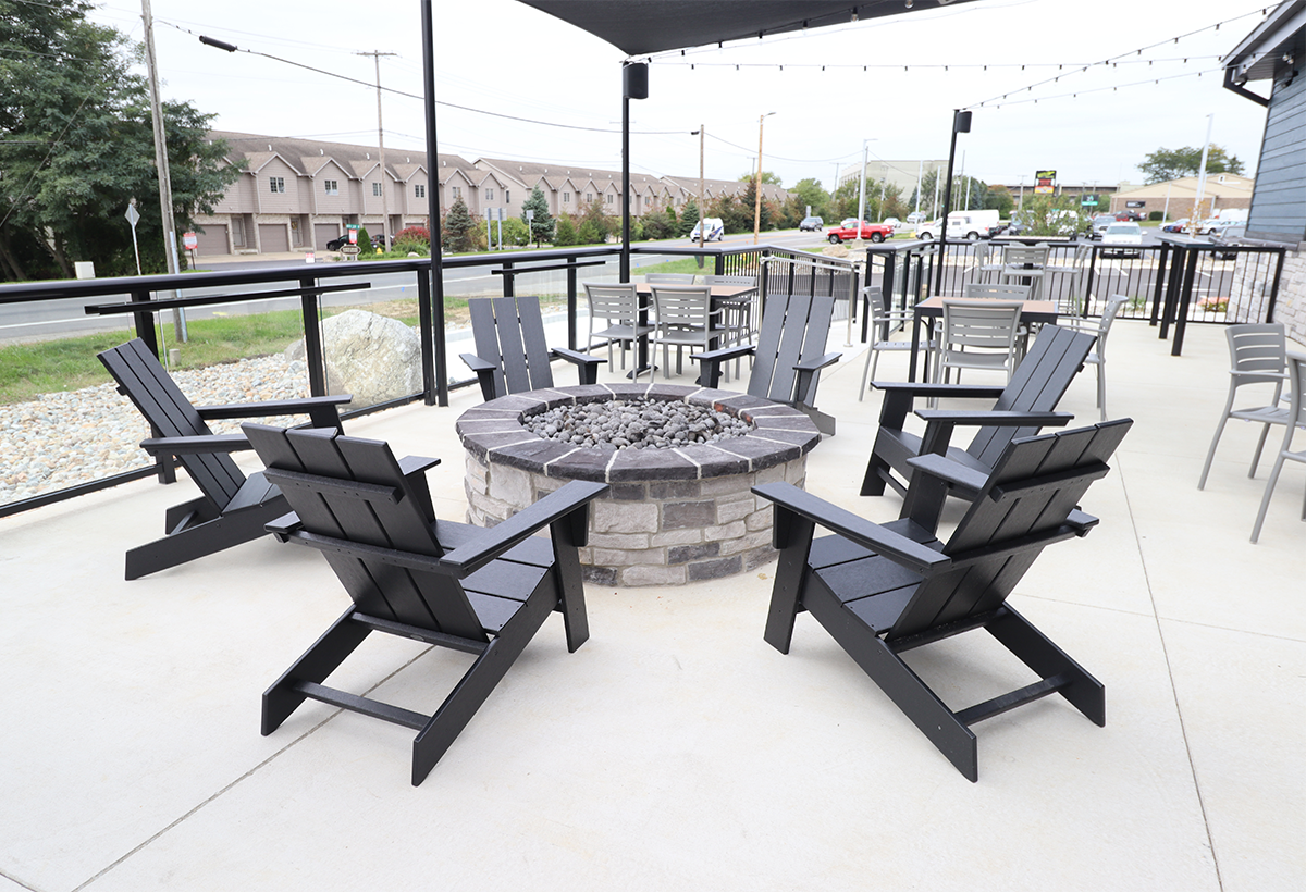 Drift on Pine - Outdoor Patio Fireplace