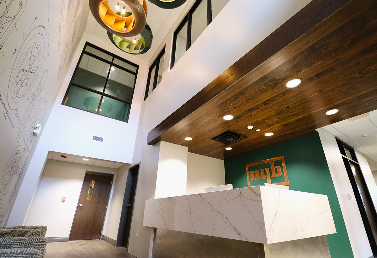 Side-entrance reception area