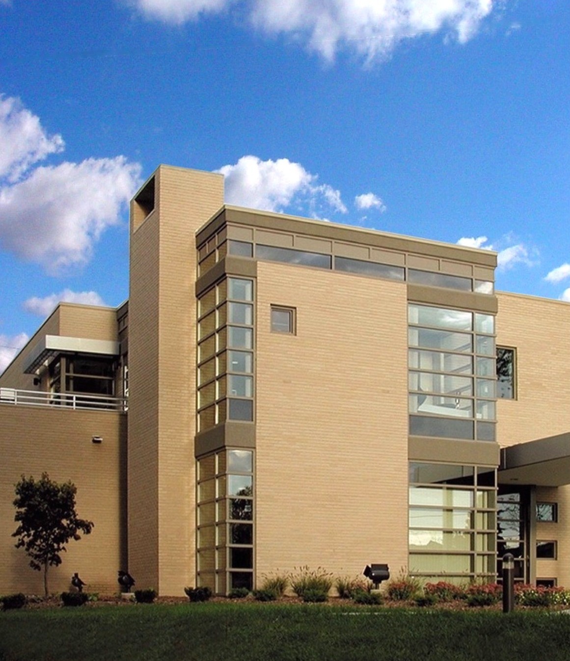 History | VU German House - 2004 Valparaiso University's Kade-Duesenberg German House & Cultural Center